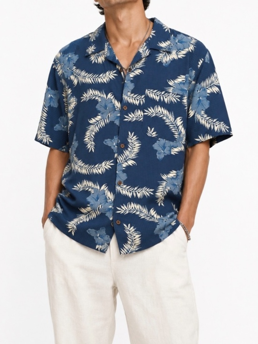 Bill Blass Shirt Mens Size XL Blue Button Down Short Sleeve Hawaiian Hibiscus